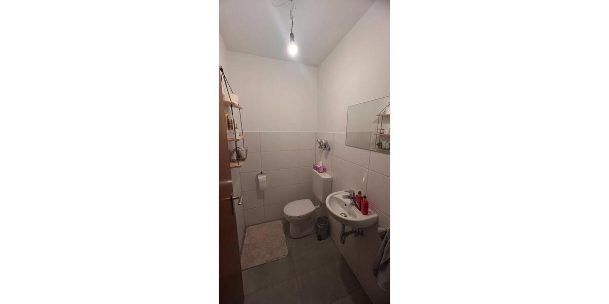 Etagenwohnung Traunstein - 3 Zimmer, 75 m&sup2;, 700&euro; | Angebot:25005336