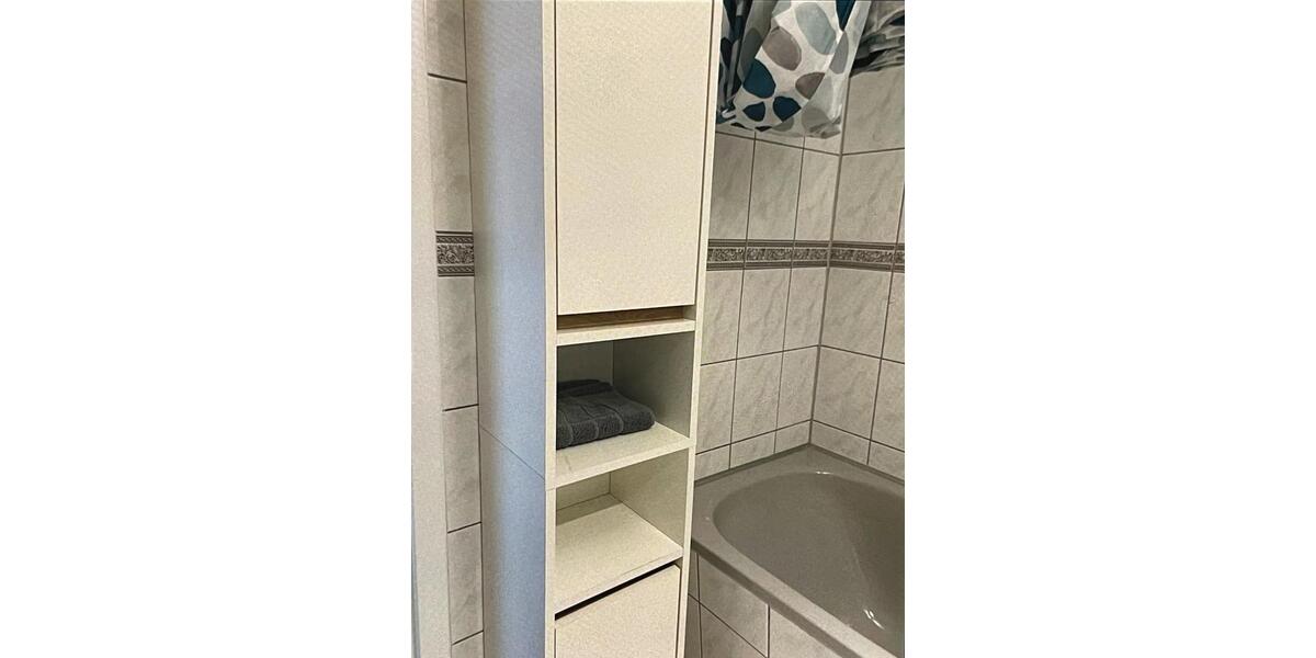 Etagenwohnung Lauta - 1 Zimmer, 27 m&sup2;, 490&euro; | Angebot:25298878