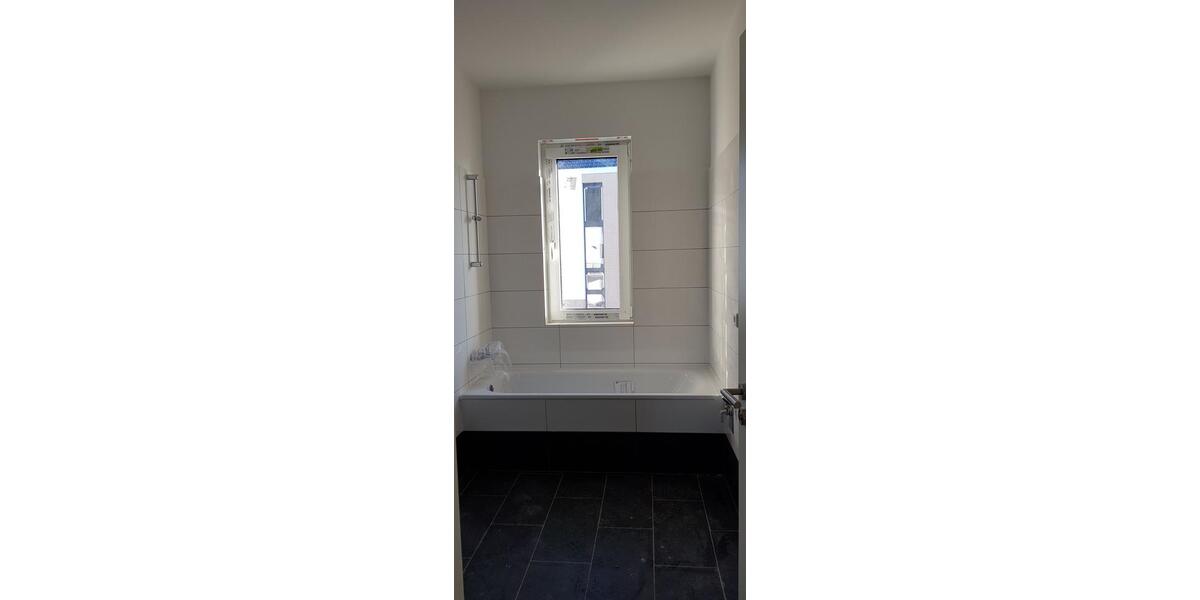Etagenwohnung Oranienburg - 4 Zimmer, 108 m&sup2;, 1.944&euro; | Angebot:25854294