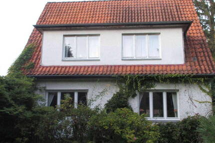 Haus Hamburg Volksdorf - 5 Zimmer, 118 m&sup2;, 1.790&euro; | Angebot:26740843
