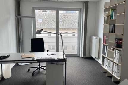 Büro in Frankfurt am Main 3.299 € 147 m² zimmer