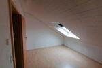 Dachgeschoßwohnung Langgöns - 3 Zimmer, 90 m&sup2;, 1.100&euro; | Angebot:26614041