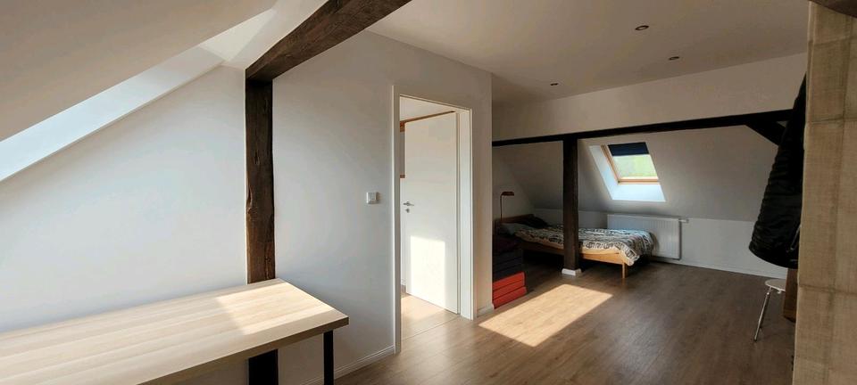 2.5 Zimmer DG Atelierwohung 2 zimmer