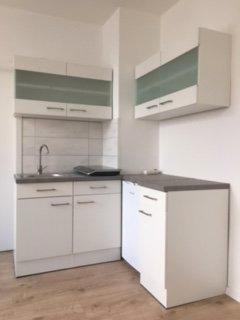 Etagenwohnung Glauchau - 2 Zimmer, 27 m&sup2;, 280&euro; | Angebot:26479193