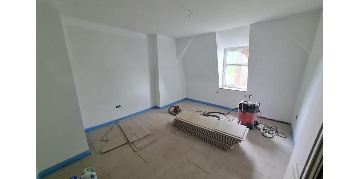 Dachgeschoßwohnung Burgstädt - 3 Zimmer, 85 m&sup2;, 585&euro; | Angebot:26160920