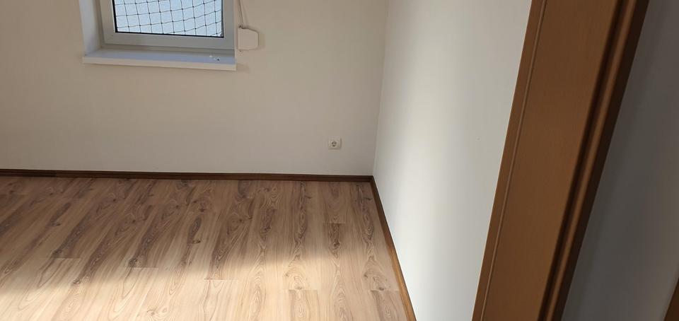 Erdgeschoßwohnung Bendorf - 3 Zimmer, 80 m&sup2;, 590&euro; | Angebot:24661360