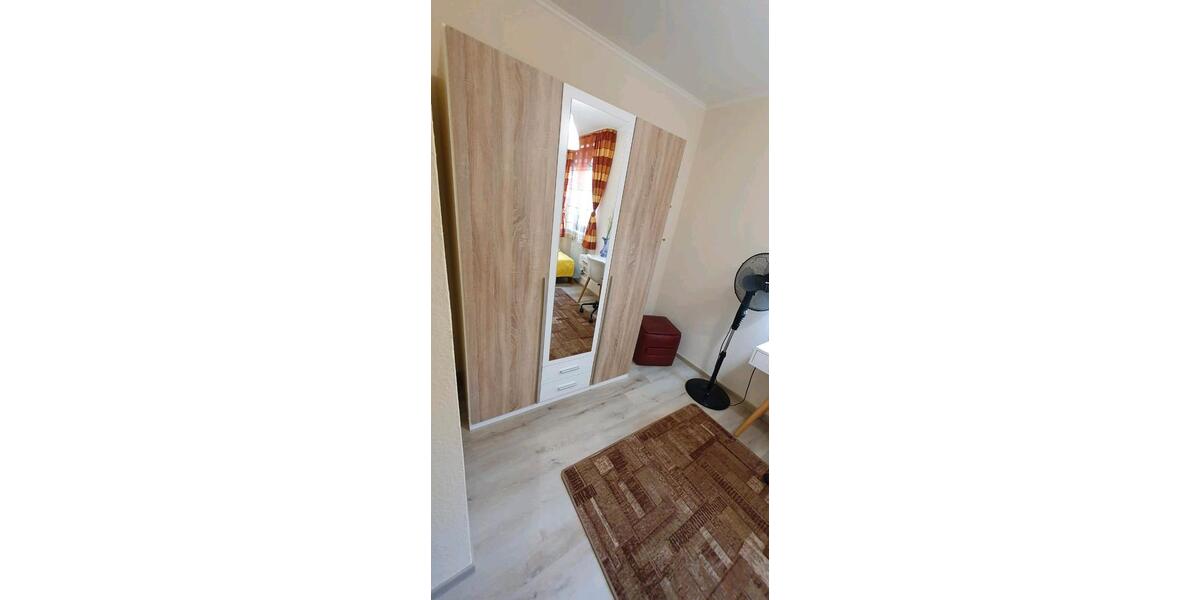 Wohnen auf Zeit Bonn Hardtberg - 1 Zimmer, 12 m&sup2;, 600&euro; | Angebot:26069362