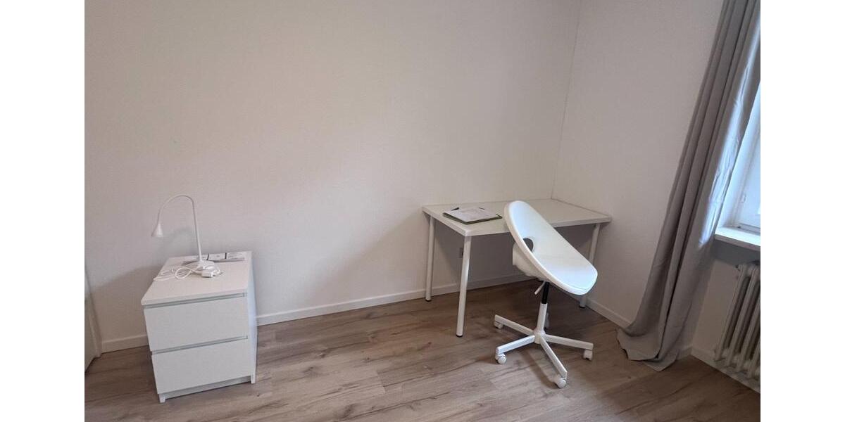 Wohnen auf Zeit Weßling - 1 Zimmer, 9 m&sup2;, 570&euro; | Angebot:23430603