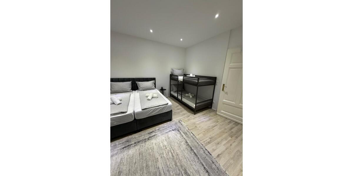 Wohnen auf Zeit Essen Stadtbezirk III - 10 Zimmer, 60 m&sup2;, 10&euro; | Angebot:25644544