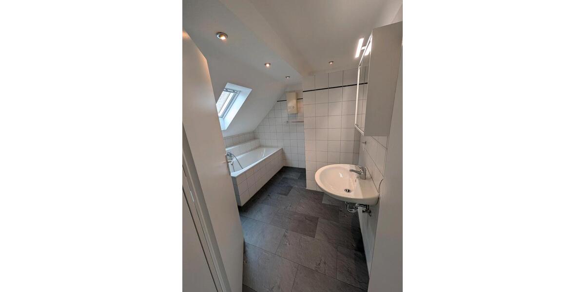 Etagenwohnung Wuppertal Gemarkung Langerfeld - 3 Zimmer, 68 m&sup2;, 805&euro; | Angebot:26531254
