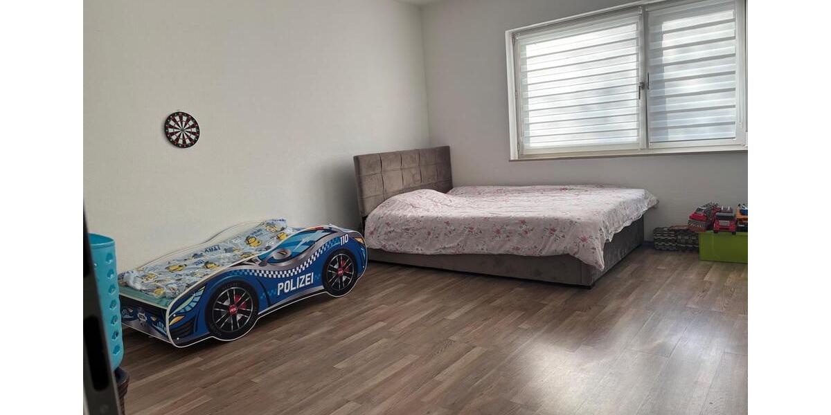 Etagenwohnung Lollar - 5 Zimmer, 114 m&sup2;, 1.270&euro; | Angebot:26246332