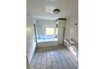 Etagenwohnung Wiesbaden Schierstein - 3 Zimmer, 136 m&sup2;, 1.500&euro; | Angebot:26144921