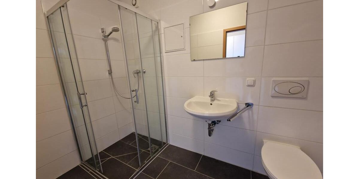 Etagenwohnung Neubrandenburg - 2 Zimmer, 48 m&sup2;, 363&euro; | Angebot:26664593