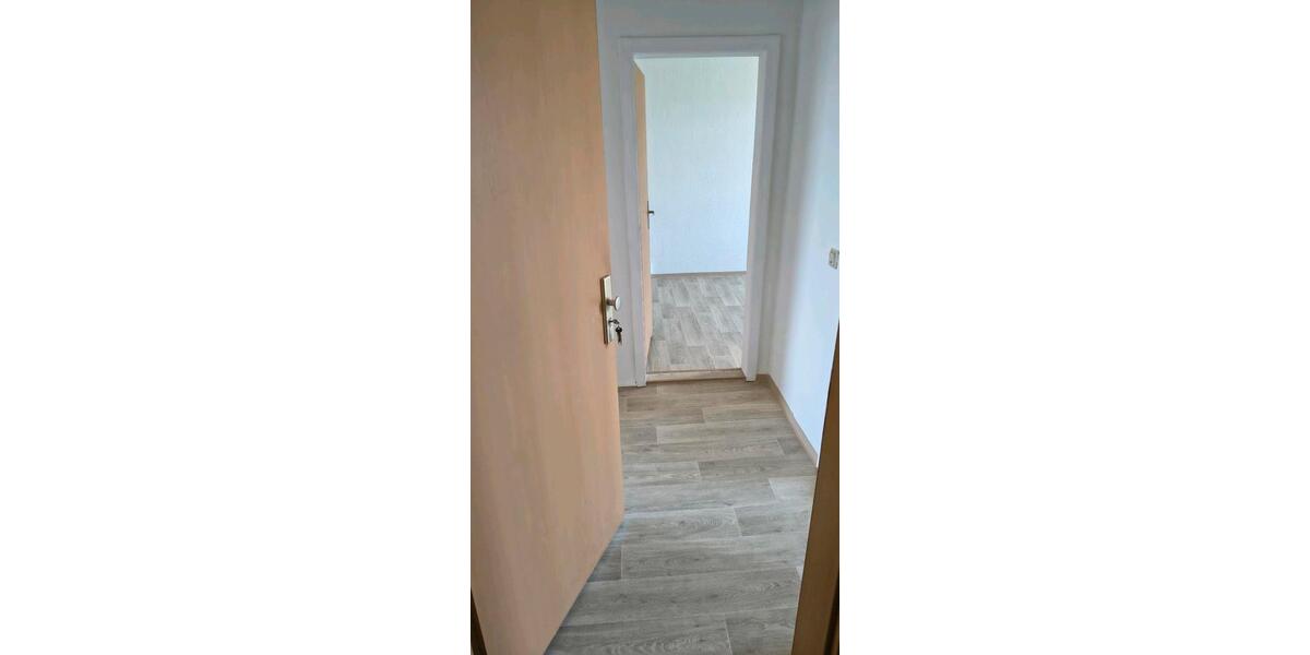 Etagenwohnung Freiberg - 1 Zimmer, 35 m&sup2;, 250&euro; | Angebot:26356202