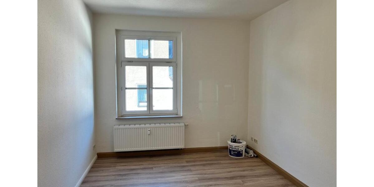 Etagenwohnung Lößnitz - 2 Zimmer, 54 m&sup2;, 267&euro; | Angebot:26004146