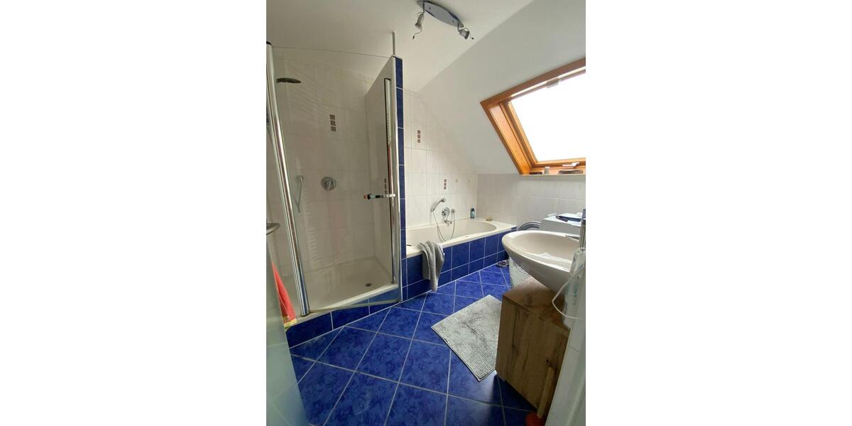 Dachgeschoßwohnung Sulzbach an der Murr - 3.5 Zimmer, 90 m&sup2;, 780&euro; | Angebot:24805980