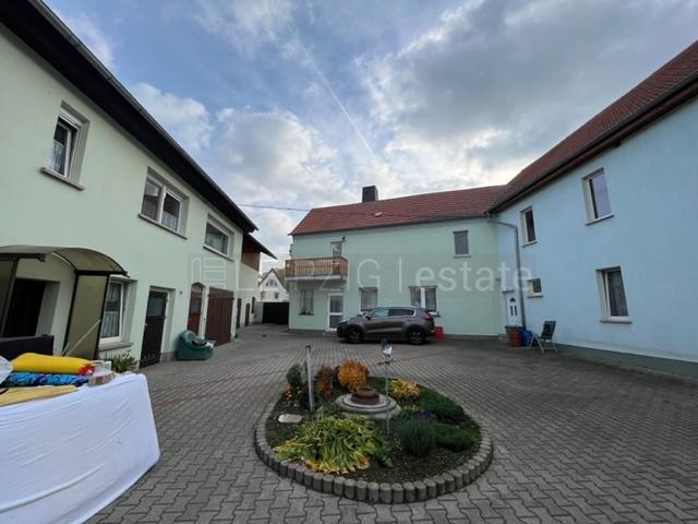 Etagenwohnung Lützen - 3 Zimmer, 110 m&sup2;, 695&euro; | Angebot:23767730