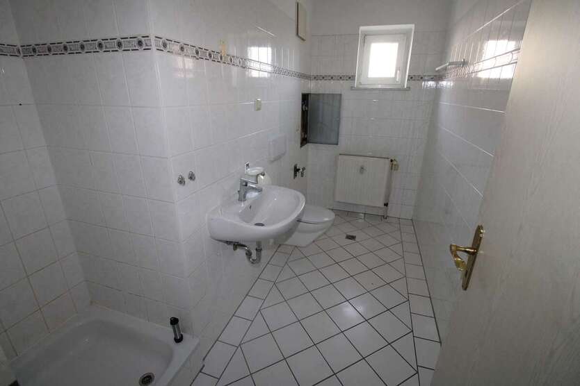 wir renovieren+++ 2-Raum Wohnung frei 2 zimmer