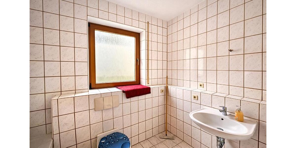 Erdgeschoßwohnung Hohenstein-Ernstthal Ernstthal - 2 Zimmer, 45 m&sup2;, 310&euro; | Angebot:25823881
