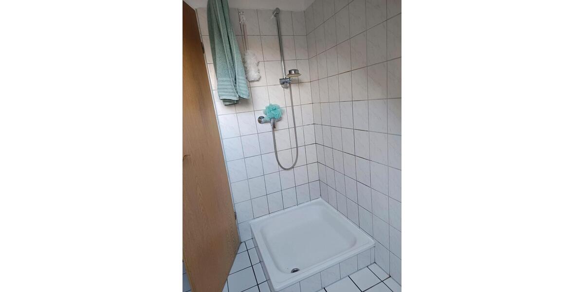 Dachgeschoßwohnung Hage - 4 Zimmer, 69 m&sup2;, 488&euro; | Angebot:25933168