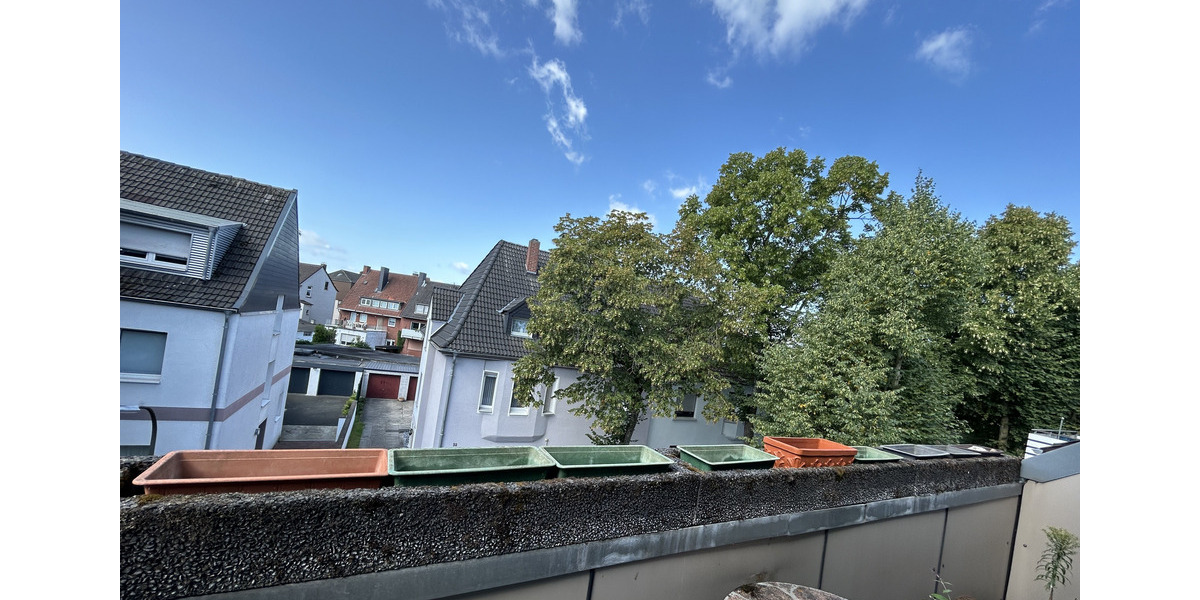 Schöne Dachgeschosswohnung in Stadtnähe 2 zimmer