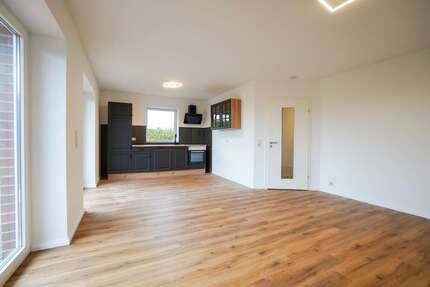 Haus Osteel - 3 Zimmer, 80 m&sup2;, 900&euro; | Angebot:26064207