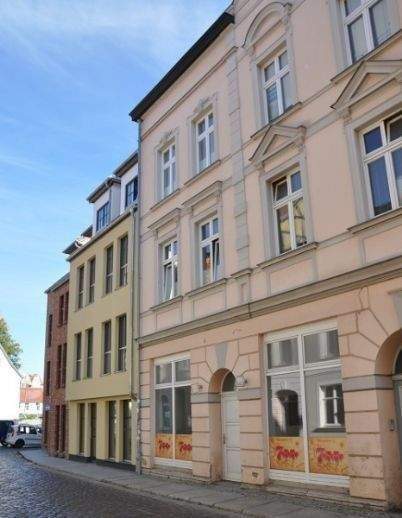 Etagenwohnung Stralsund Altstadt - 3 Zimmer, 73 m&sup2;, 657&euro; | Angebot:26569278