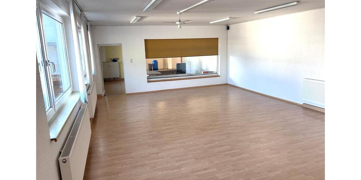 Gewerbeobjekt Stadtallendorf - 800&euro; | Angebot:26372809