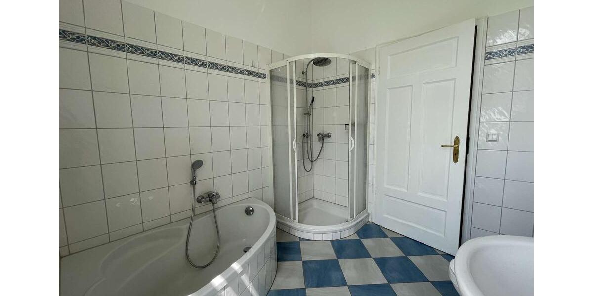 Etagenwohnung Görlitz - 4 Zimmer, 111 m&sup2;, 720&euro; | Angebot:26664445