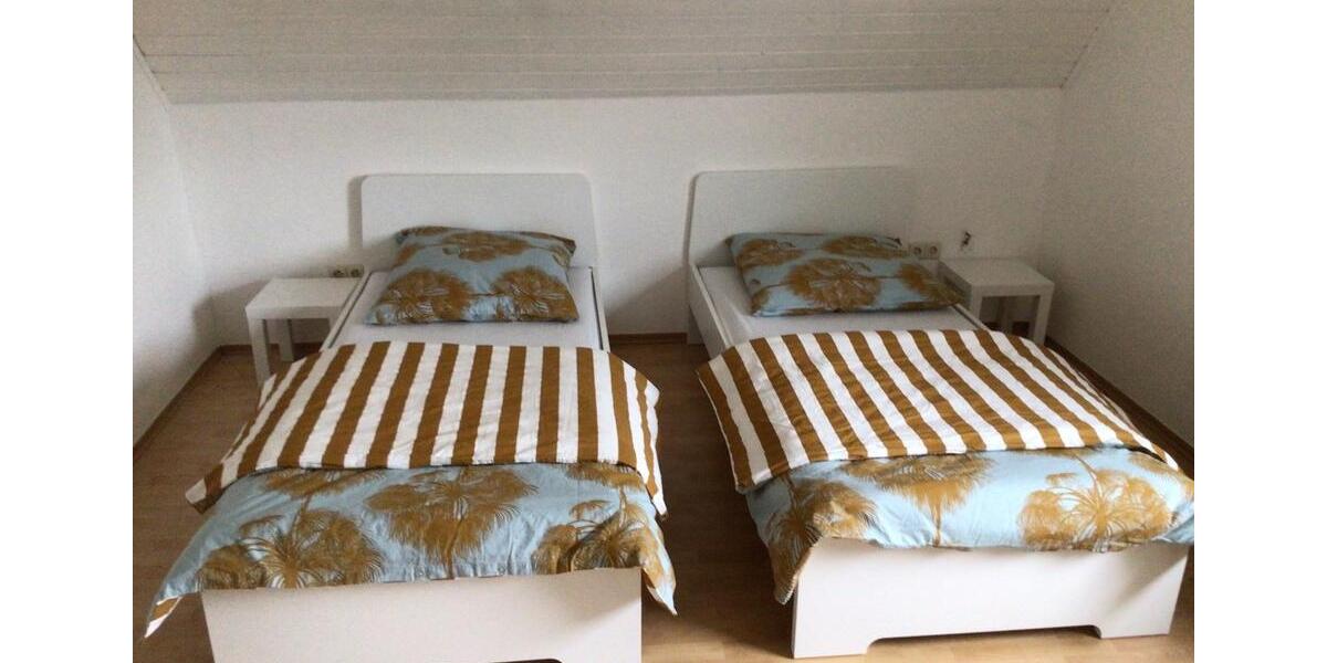 Wohnen auf Zeit Öhringen - 7 Zimmer, 170 m&sup2;, 25&euro; | Angebot:24608446