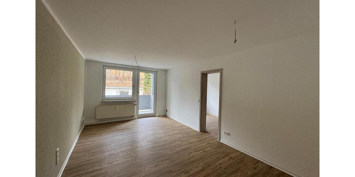 Etagenwohnung Rodewisch - 4 Zimmer, 70 m&sup2;, 455&euro; | Angebot:25806606