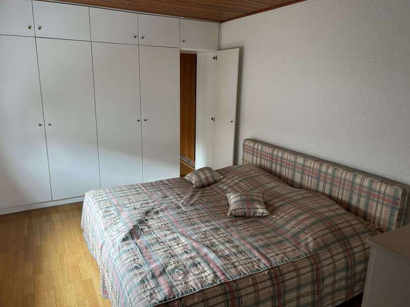 Wohnung zum Mieten in Leverkusen 550 € 77 m²