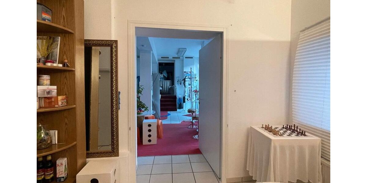 Erdgeschoßwohnung Reutlingen - 3 Zimmer, 111 m&sup2;, 965&euro; | Angebot:26610134