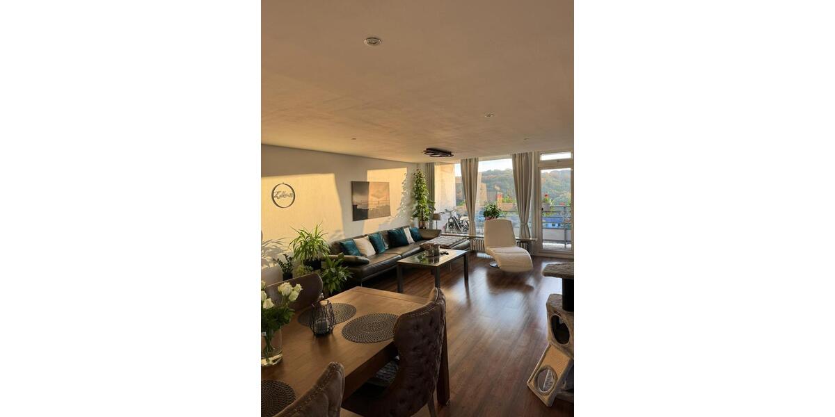 Etagenwohnung Düsseldorf Stadtbezirk 5 - 3 Zimmer, 102 m&sup2;, 1.500&euro; | Angebot:24569539