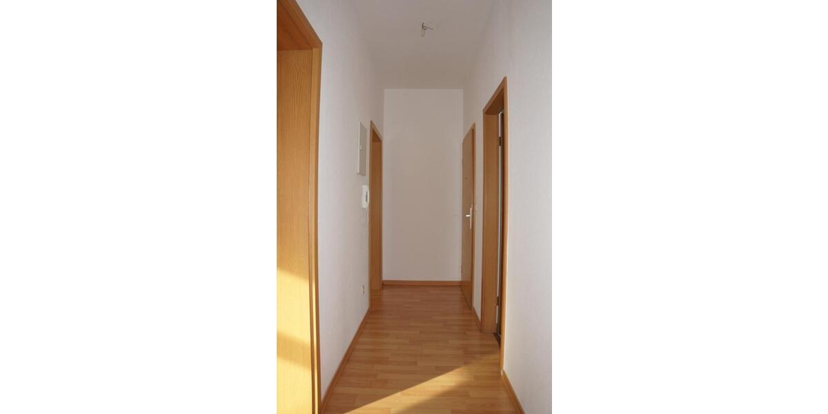 Erdgeschoßwohnung Werdau - 2 Zimmer, 51 m&sup2;, 245&euro; | Angebot:23466739