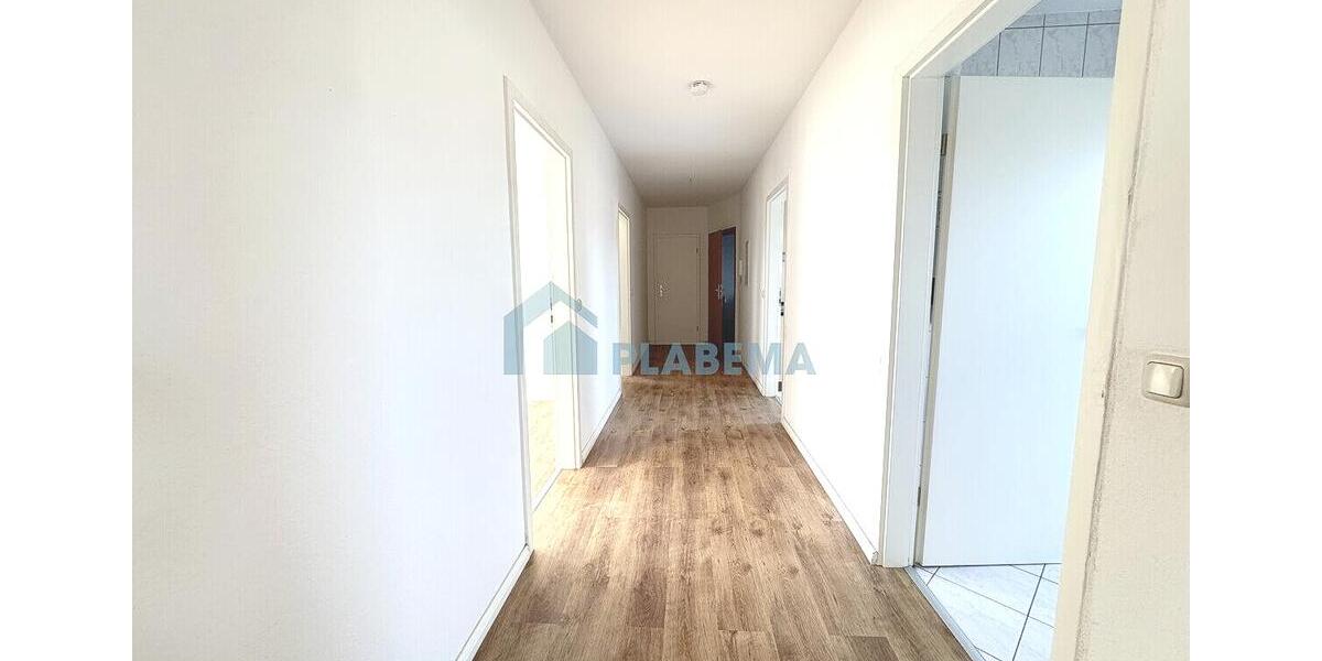 Etagenwohnung Parchim - 4 Zimmer, 95 m&sup2;, 987&euro; | Angebot:26365412