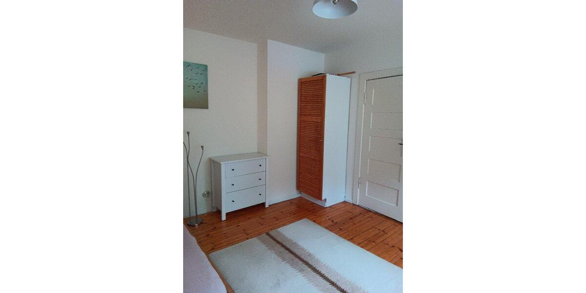 Wohnen auf Zeit Berlin Steglitz-Zehlendorf - 16 Zimmer, 130 m&sup2;, 460&euro; | Angebot:26693744