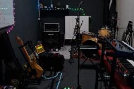 Biete Proberaum in Mainz-Hechtsheim zur Untermiete zimmer