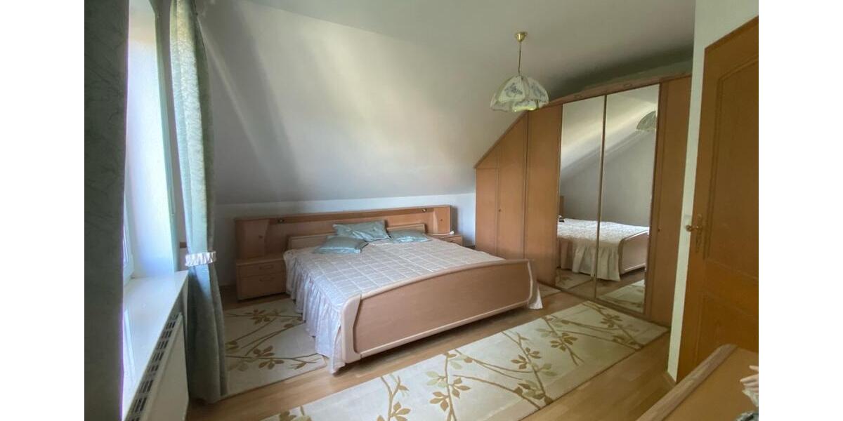 Einfamilienhaus Nentershausen - 4 Zimmer, 129 m&sup2;, 1.400&euro; | Angebot:26650102