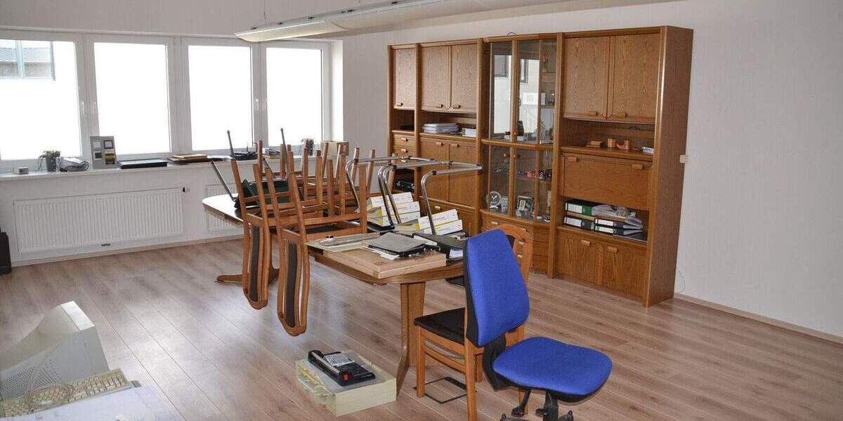 Gewerbeobjekt Seevetal Beckedorf - 3 Zimmer, 122 m&sup2;, 1.220&euro; | Angebot:25228040