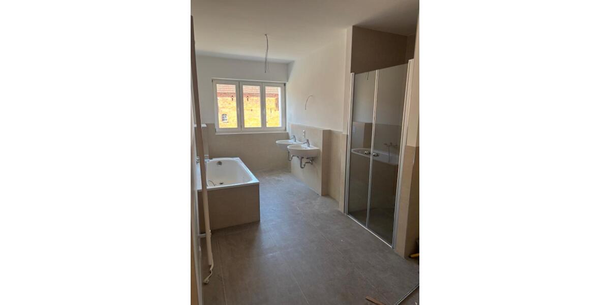 Erdgeschoßwohnung Bad Saarow - 4 Zimmer, 143 m&sup2;, 1.612&euro; | Angebot:25881455