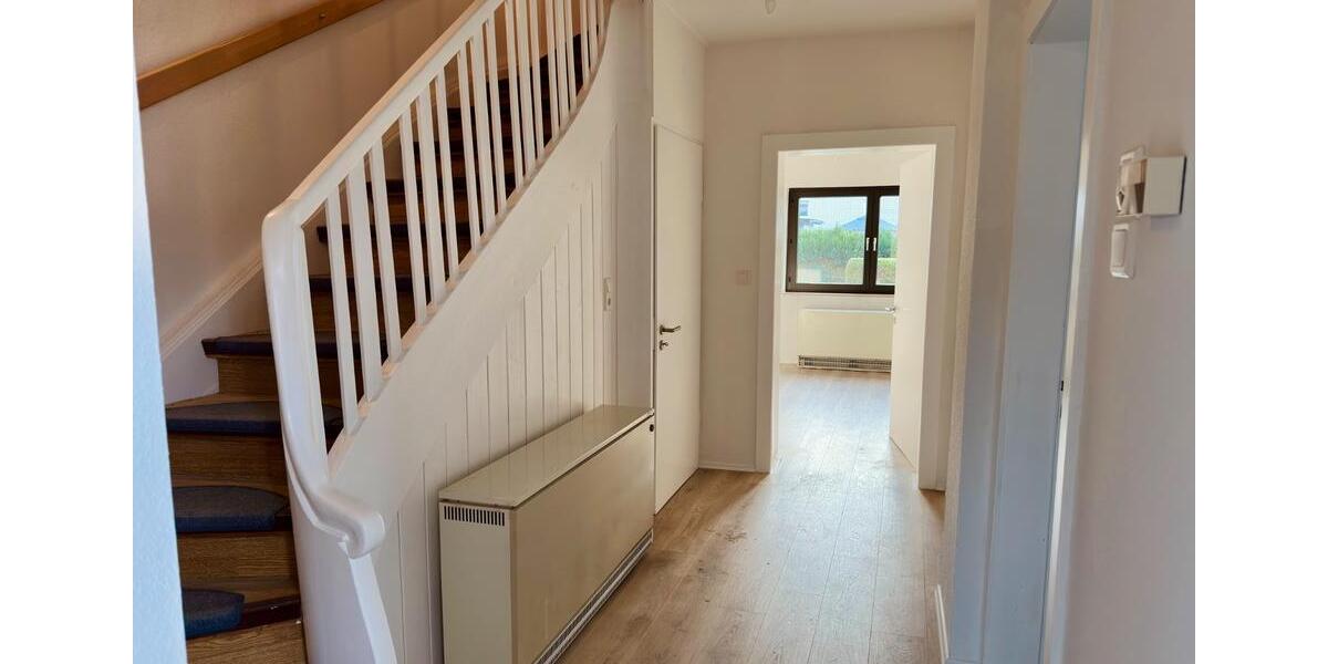 Doppelhaushälfte Mücke - 5 Zimmer, 120 m&sup2;, 1.090&euro; | Angebot:24571108