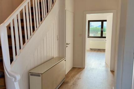 Haus Mücke - 5 Zimmer, 120 m&sup2;, 1.090&euro; | Angebot:24571108