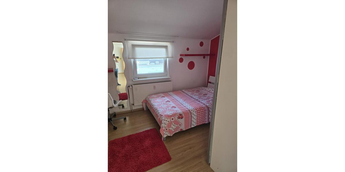 Etagenwohnung Lüdenscheid Brügge - 4 Zimmer, 110 m&sup2;, 650&euro; | Angebot:24663555