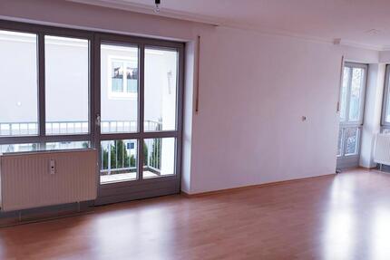 Wohnung Landshut - 2.5 Zimmer, 60 m&sup2;, 612&euro; | Angebot:26606051