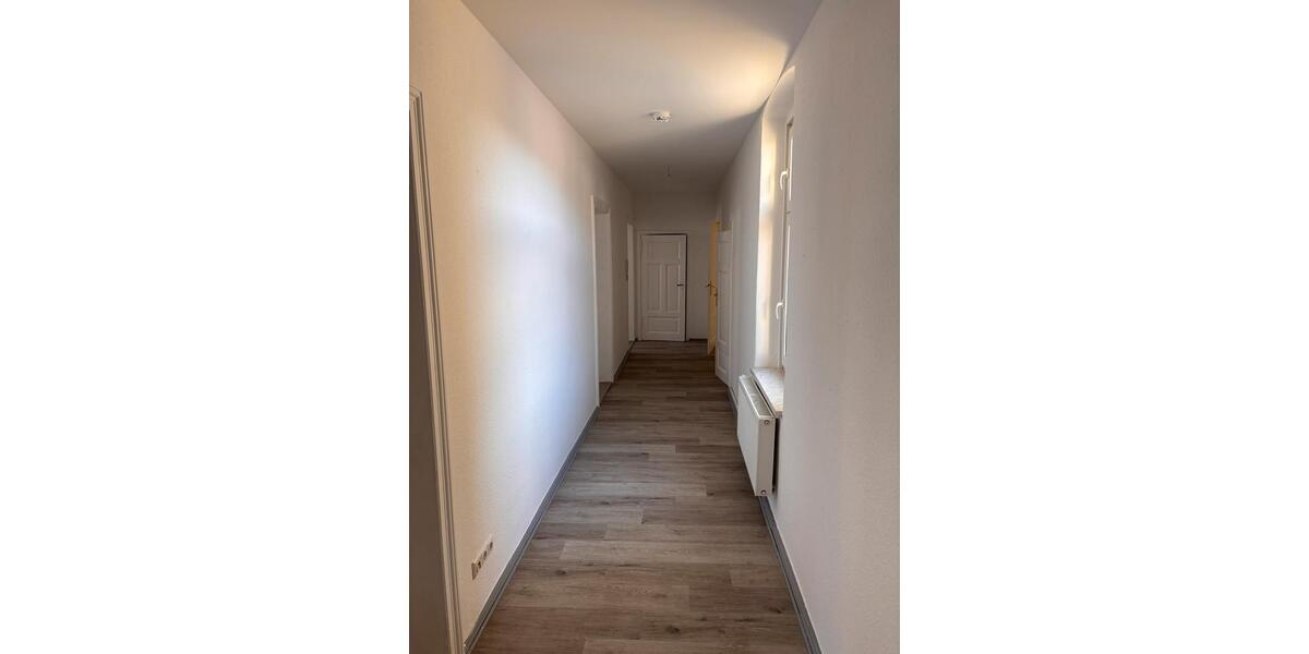 Etagenwohnung Frankfurt (Oder) Beresinchen - 4 Zimmer, 91 m&sup2;, 814&euro; | Angebot:25921083