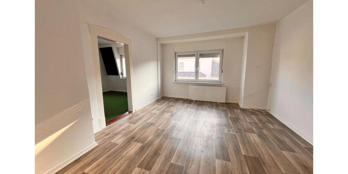 Dachgeschoßwohnung Marktredwitz - 3.5 Zimmer, 78 m&sup2;, 630&euro; | Angebot:25137973