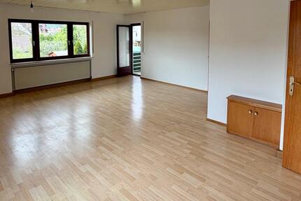 Wohnung Bebra - 4 Zimmer, 102 m&sup2;, 750&euro; | Angebot:26482958