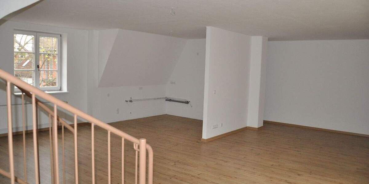 Etagenwohnung Stralsund Altstadt - 2 Zimmer, 105 m&sup2;, 985&euro; | Angebot:25682085
