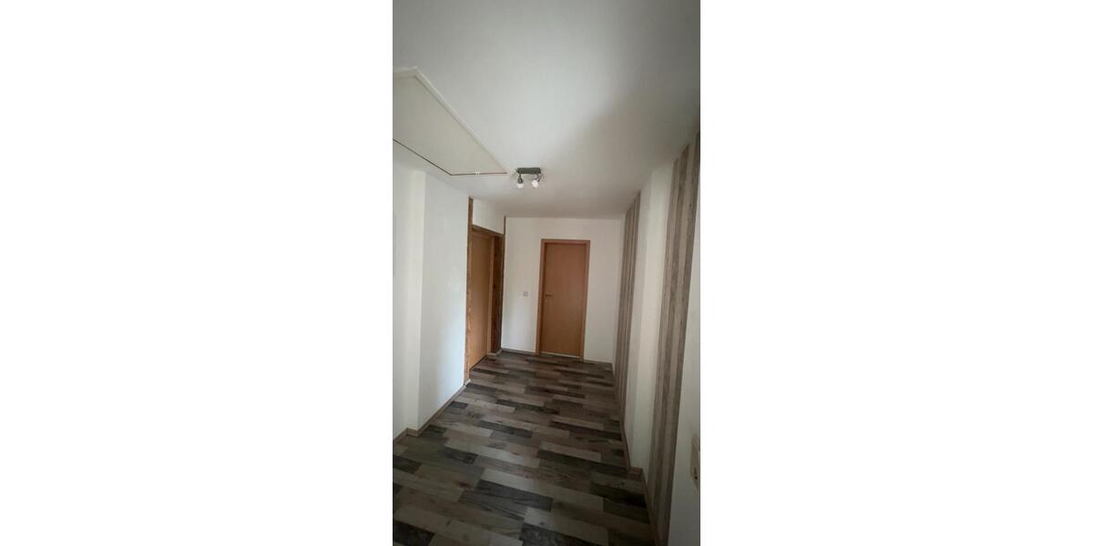 Dachgeschoßwohnung Zehdenick - 3 Zimmer, 80 m&sup2;, 950&euro; | Angebot:26645246